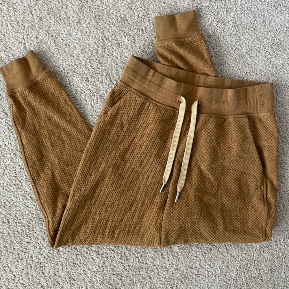Lululemon Joggers-Gently Worn
